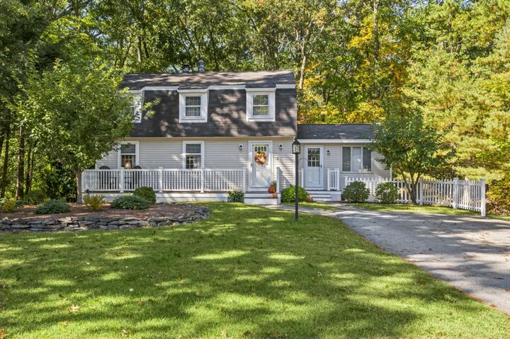 Property Photo:  3 Travis Road  NH 03063 