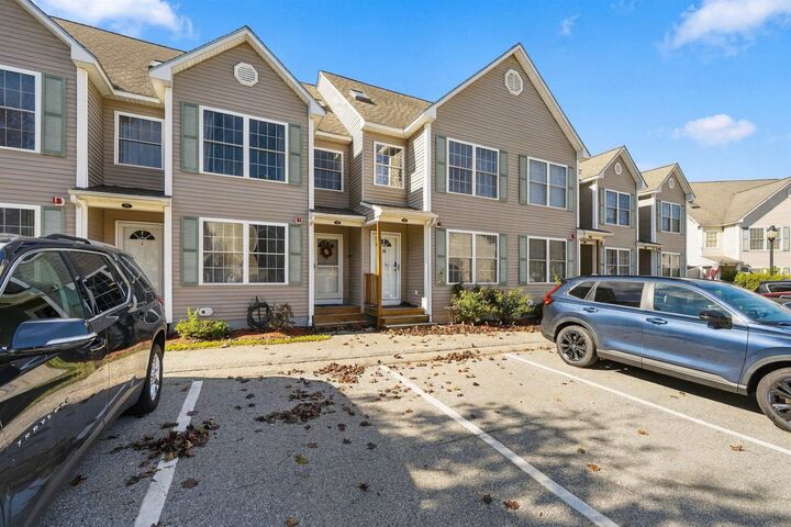 Property Photo:  2 Chandler Court  NH 03051 