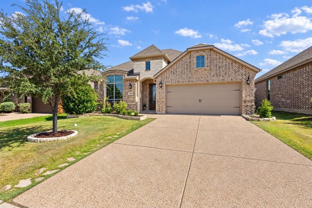 Property Photo: 3005 Flint Rock Drive TX 75126