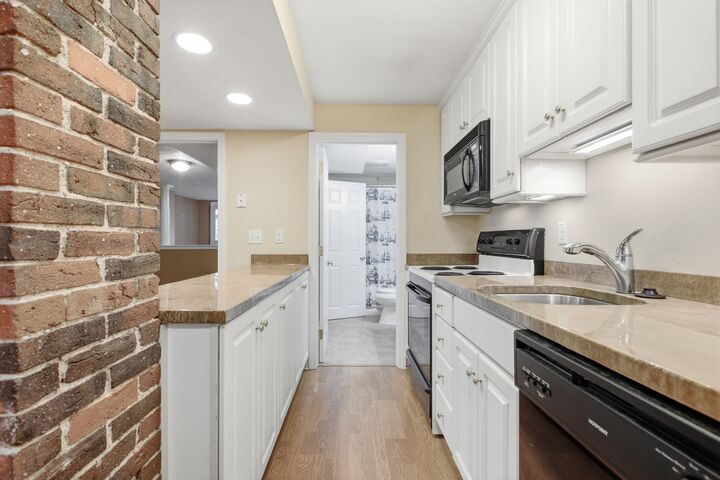 Property Photo: 12 Auburn Street 1 MA 02129