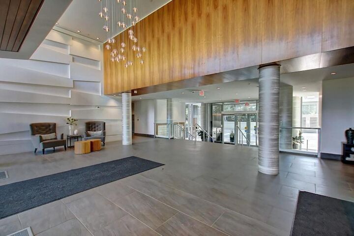 Property Photo:  1025 5 Avenue SW 2201  AB T2P 1N4 