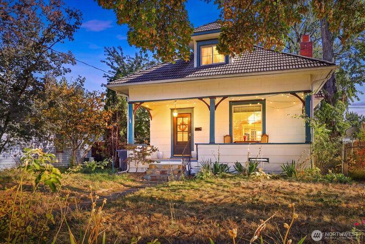 Property Photo:  620 E Sumach Street  WA 99362 