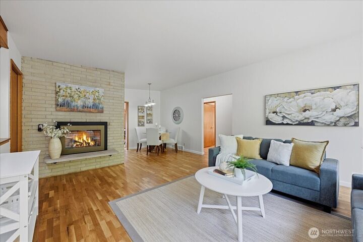 Property Photo:  3739 NE 192nd Street  WA 98155 