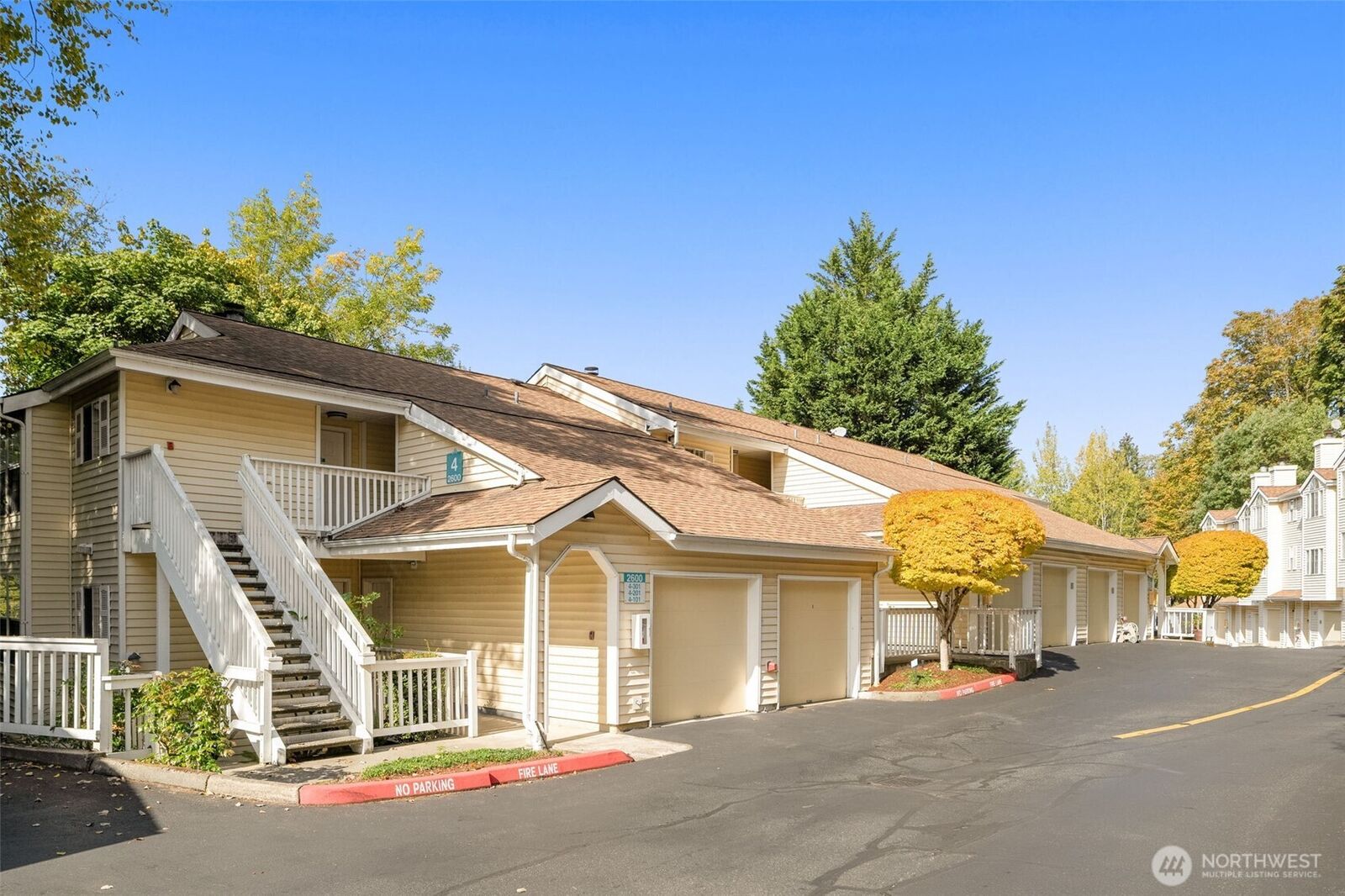 Property Photo:  2600  118th Avenue SE 4-101  WA 98005 