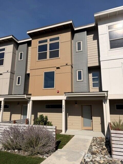Property Photo:  682 (Lot 18) W Kline Road  WA 98226 