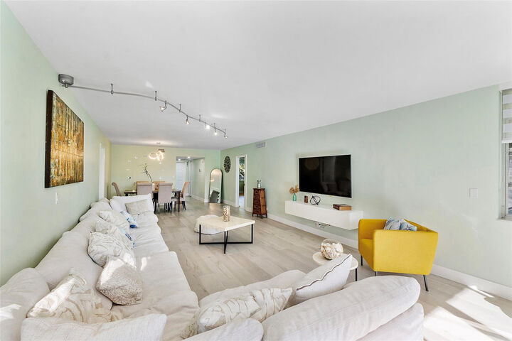 Property Photo: 4261 W Palm Aire Drive Unit 203 FL 33069