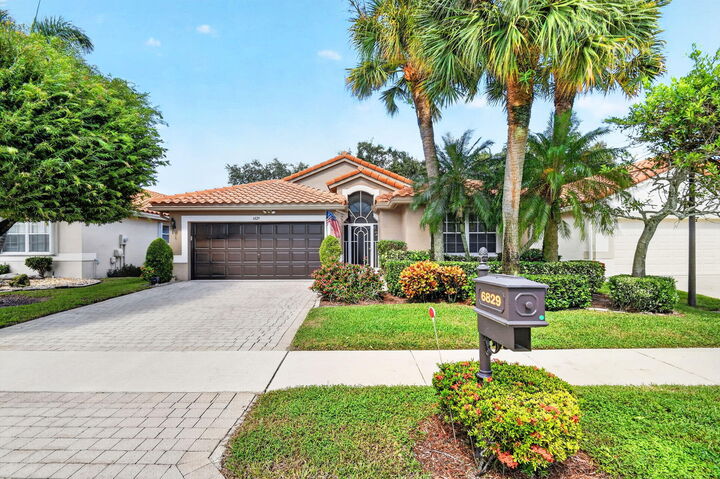 Property Photo:  6829 Castlemaine Avenue  FL 33437 