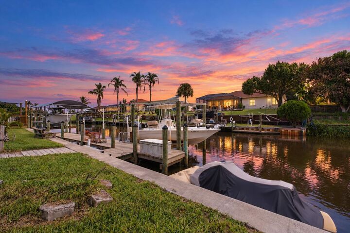 Property Photo:  180 NE Surfside Avenue  FL 34983 