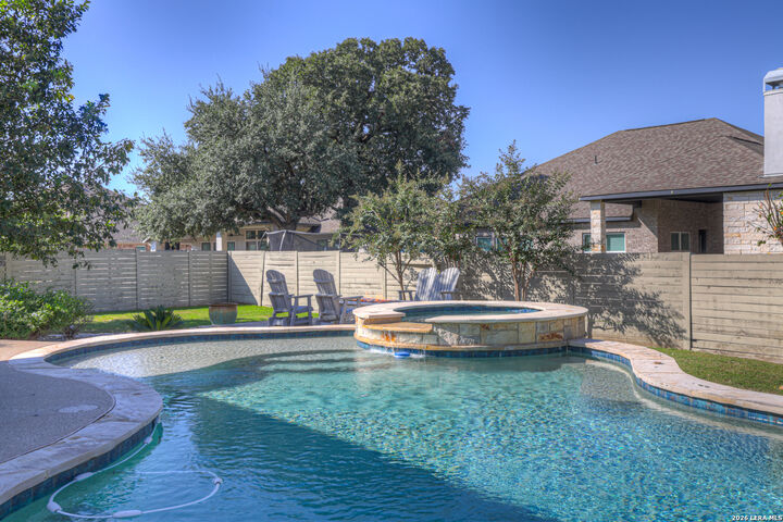 Property Photo: 1181 Hammock Gln TX 78132