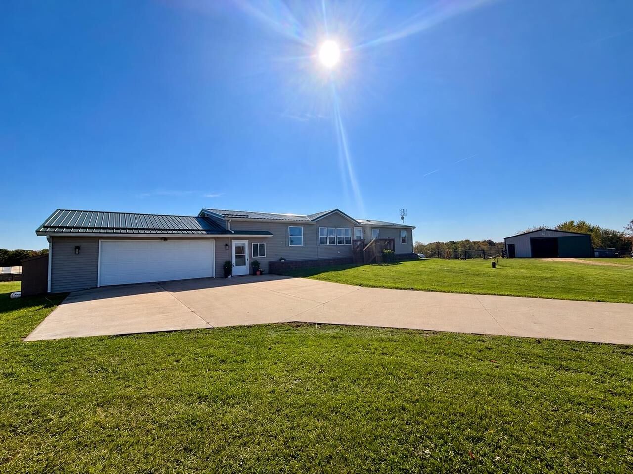 Property Photo:  19469 Hustlers Ridge Drive  WI 53581 