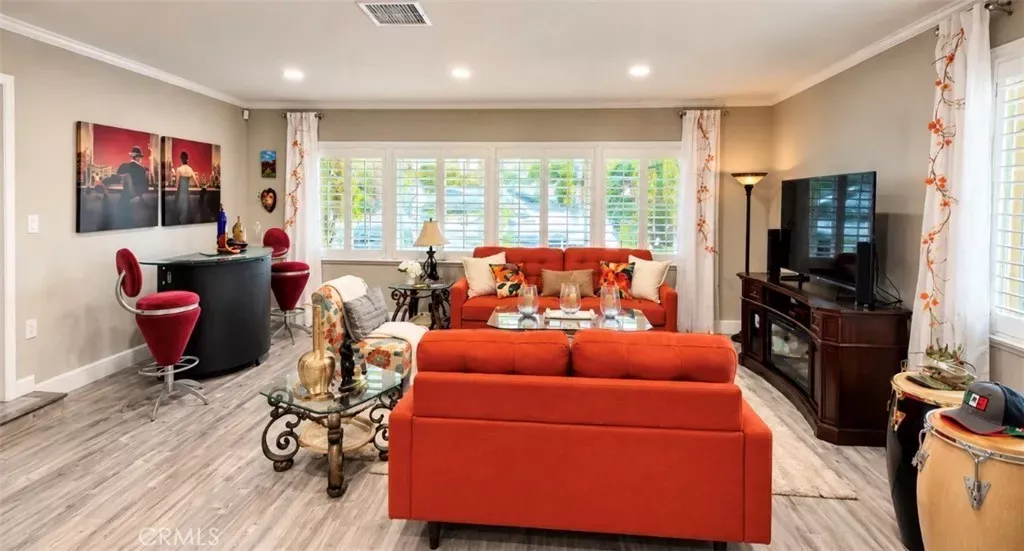 Property Photo:  10063 Glenbrook  CA 92503 