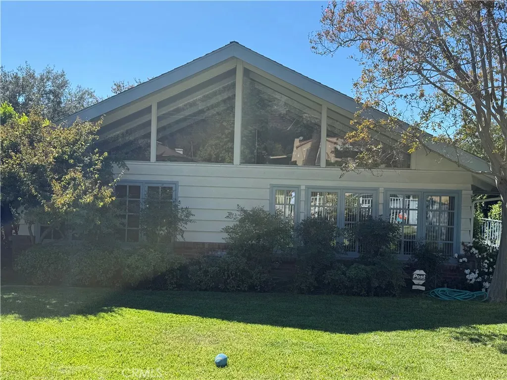 Property Photo:  440 Manzanita Avenue  CA 91024 