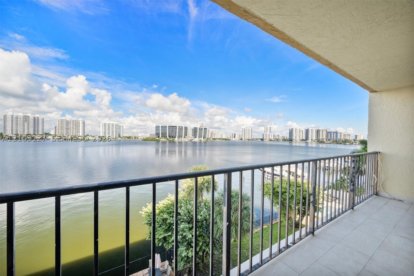Property Photo: 17878 N Bay Rd 405 FL 33160