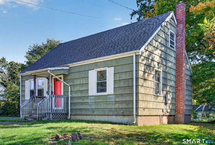 Property Photo:  20 Dailey Circle  CT 06066 
