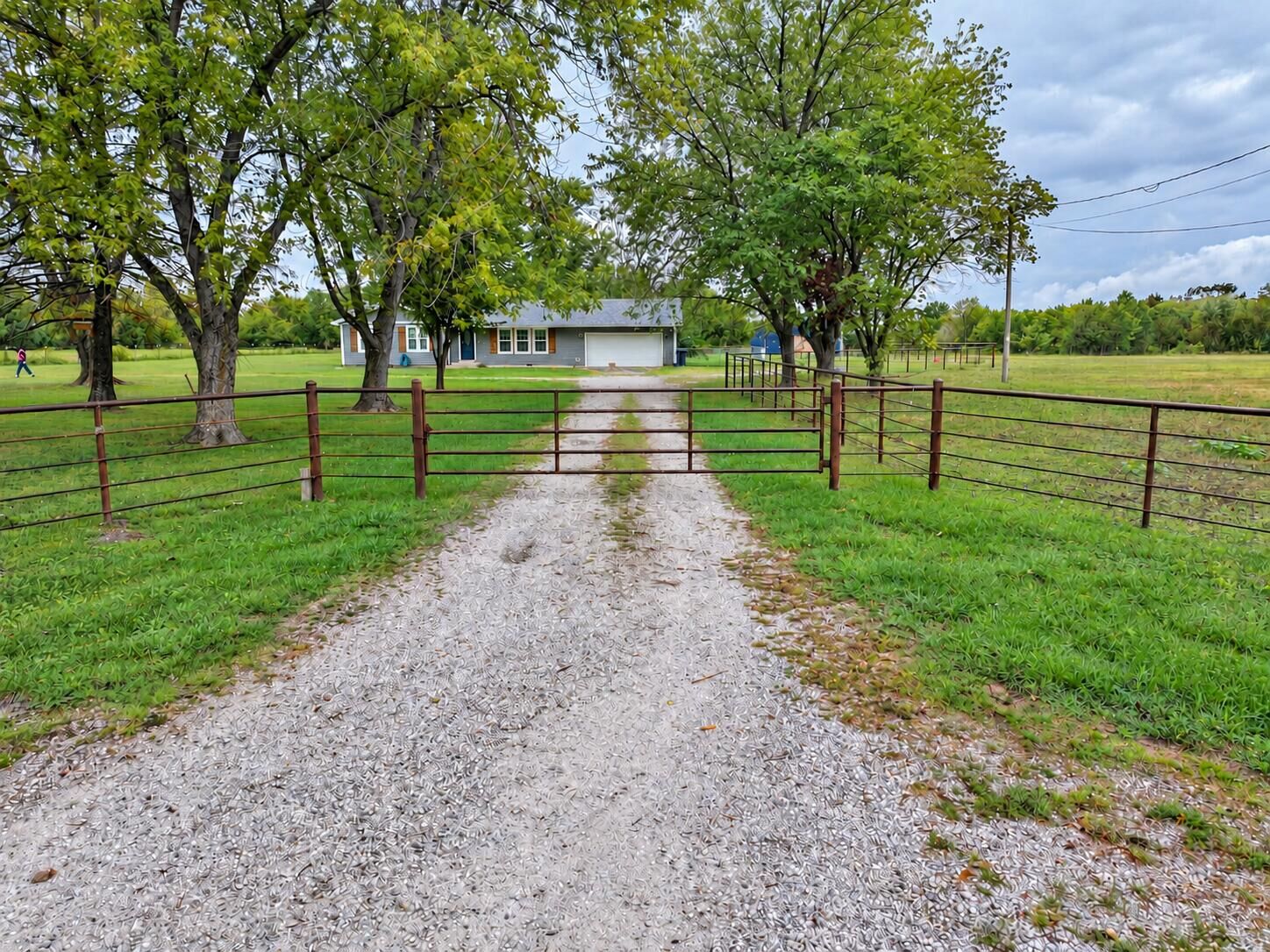 Property Photo:  6801 County Road 120  MO 64836 