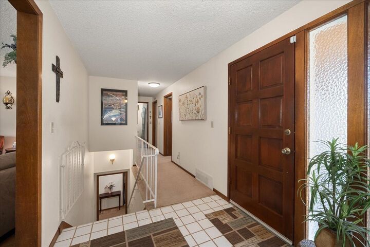 Property Photo: 328 W Brierwood Ave WA 99218