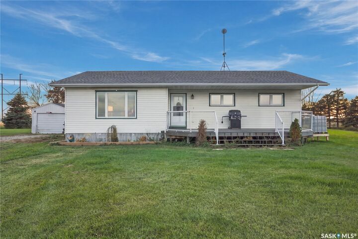 Property Photo:  NE-31-34-27-W2 Rural Address  SK S0K 0Z0 