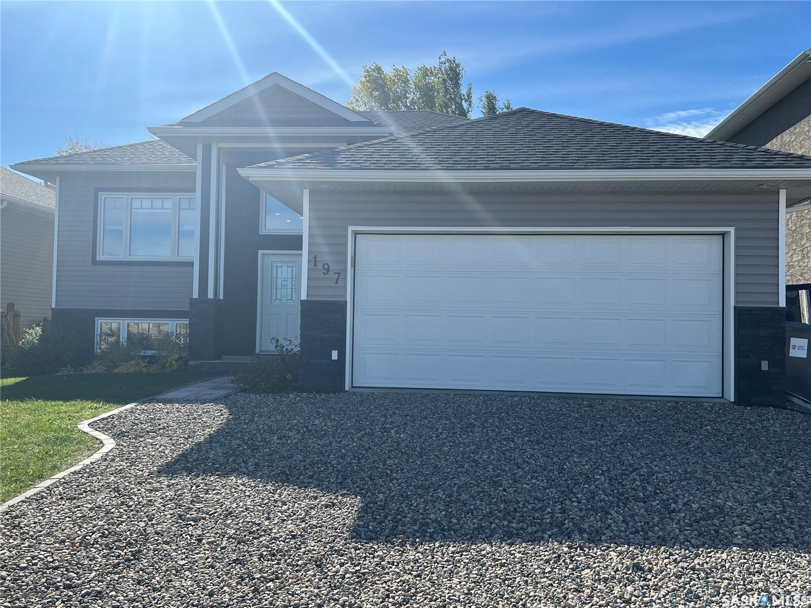 Property Photo:  197 5th Avenue  SK S0A 0X0 