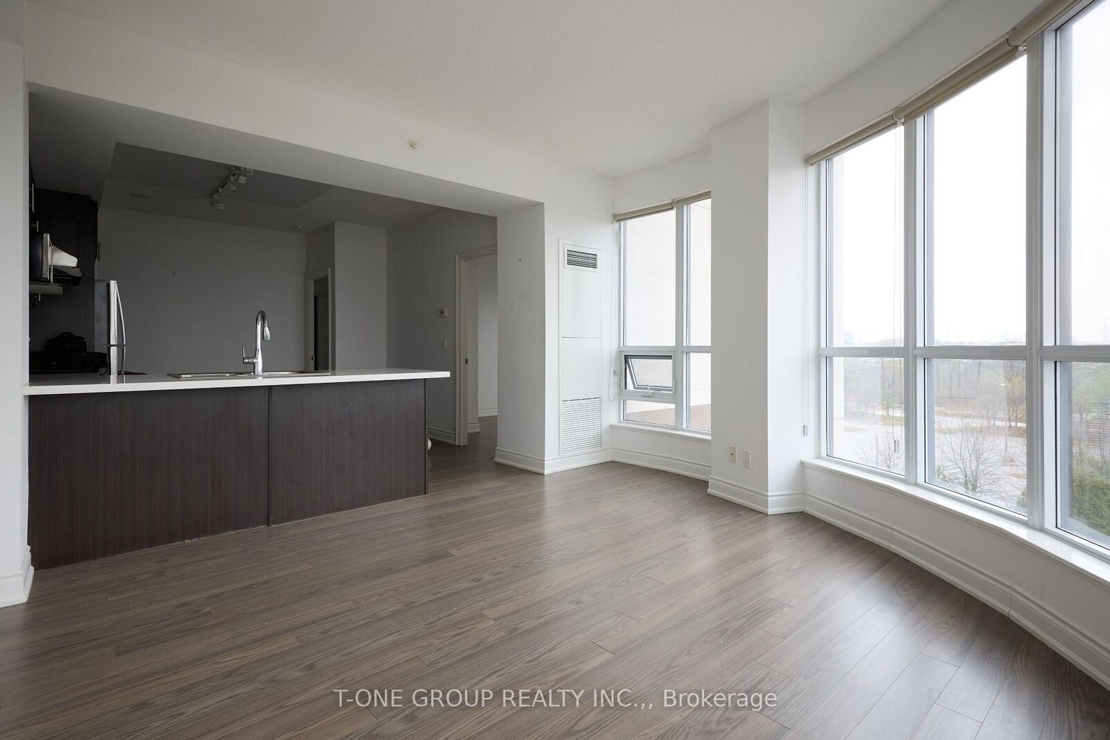 Property Photo:  99 South Town Centre Boulevard 611  ON L6G 0E9 