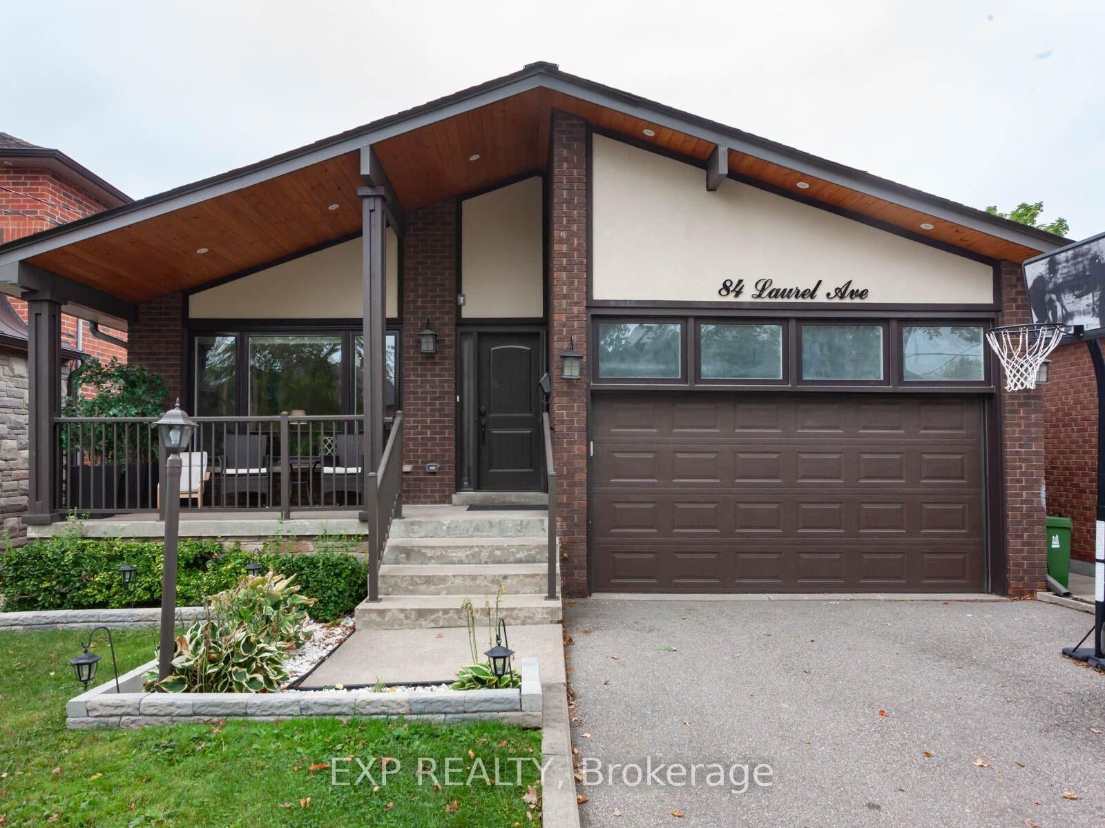 Property Photo:  84 Laurel Avenue Unit B  ON M9B 4T2 