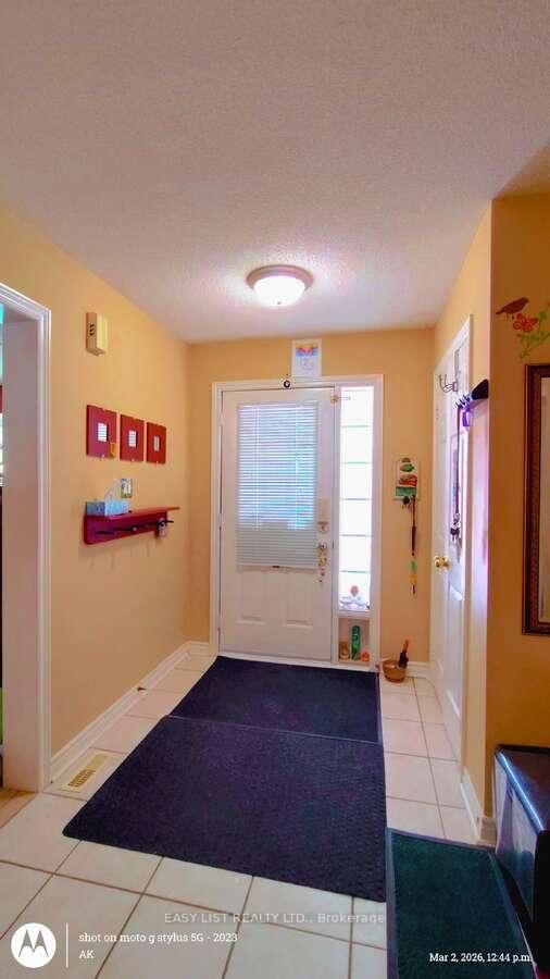 Property Photo:  35 Raquel Street  ON L4N 9S4 