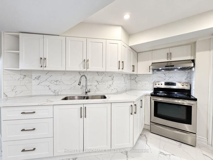 Property Photo:  60 Pineforest Place Bsmt  ON L6E 2B1 