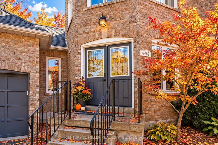 Property Photo:  6482 Tenth Line W  ON L5N 5T7 