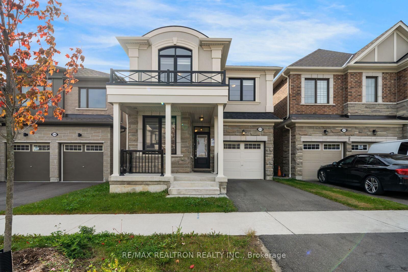 Property Photo:  1570 Scarlett Trail  ON L1Z 0N9 