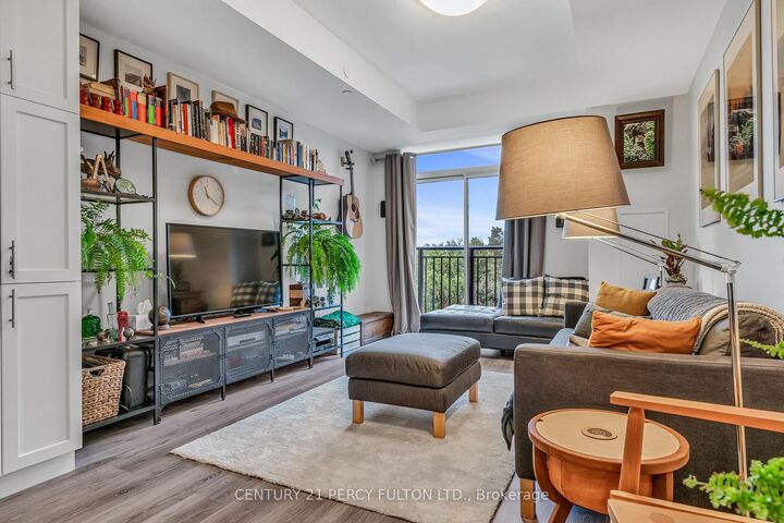 Property Photo:  6235 Main Street 417  ON L4A 4R3 