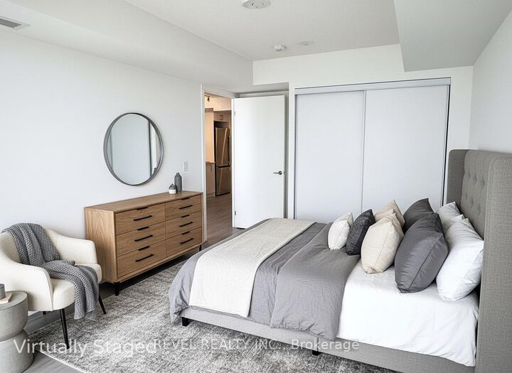 Property Photo:  1010 Sandy Beach Road S 1409  ON L1W 3V9 
