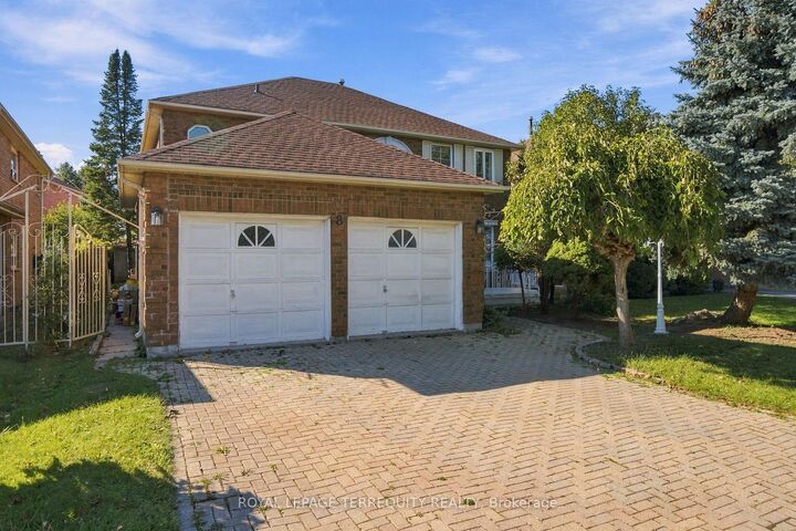 Property Photo: 8 Mallory Avenue ON L3R 6P7