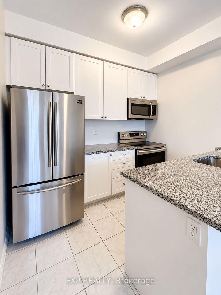 Property Photo:  80 Aspen Springs Drive 124  ON L1C 0V4 