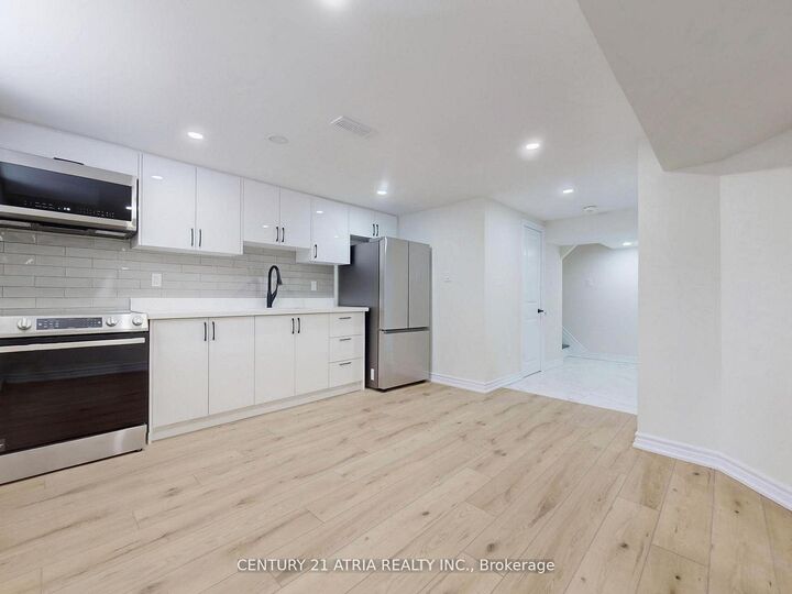 Property Photo: 57 Saddle Ridge Drive Lower B ON M4A 1Z6