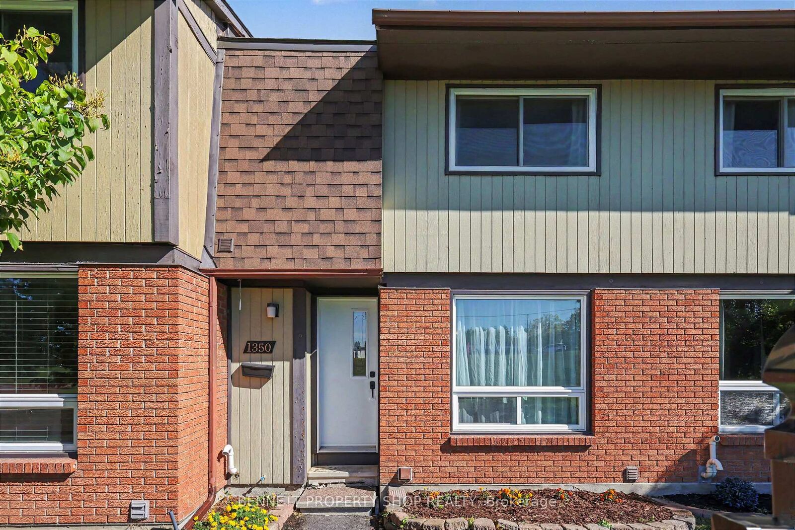 Photo de la propriété: 1350 Bakker Court 109 ON K1C 2K4