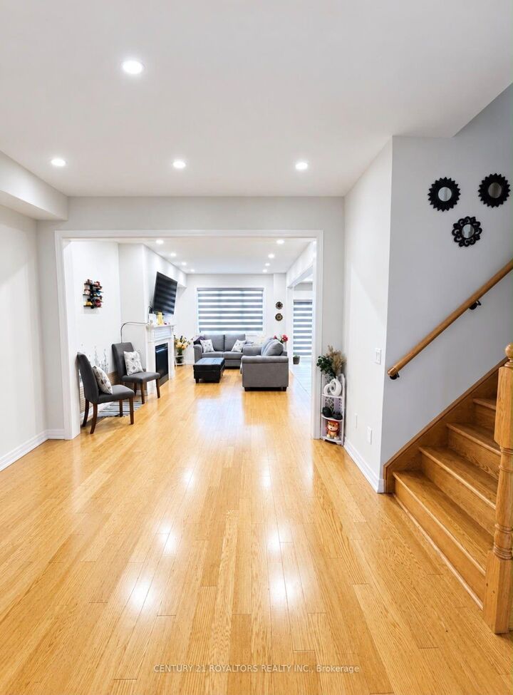 Property Photo:  165 Huntingford Trail  ON N4T 0M3 