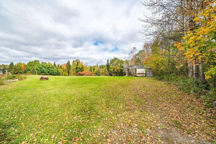 Property Photo:  569 McMahon Road  ON K7V 3Z7 