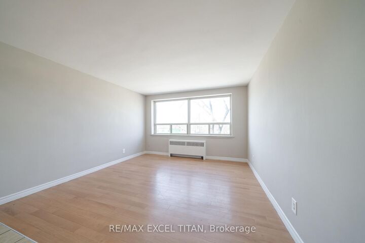 Property Photo:  468 Ottawa Street 740D  ON L8H 4A6 