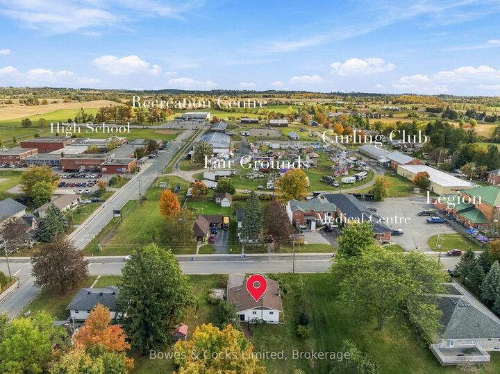 Property Photo:  34 King Street  ON K0L 2V0 