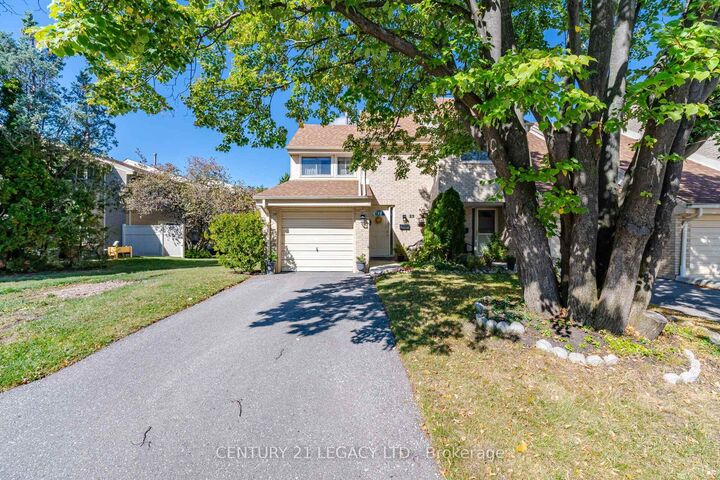 Property Photo:  4171 Glen Erin Drive 23  ON L5L 2G3 