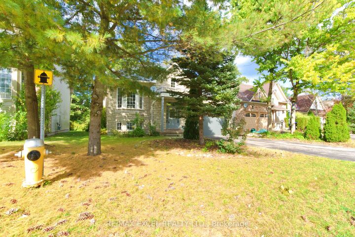 Property Photo:  12 Cardinal Way  ON L9Z 3B6 