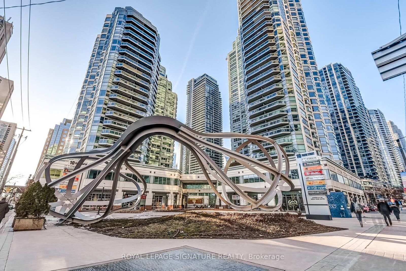 Property Photo:  10 Yonge Street 3111  ON M5E 1R4 