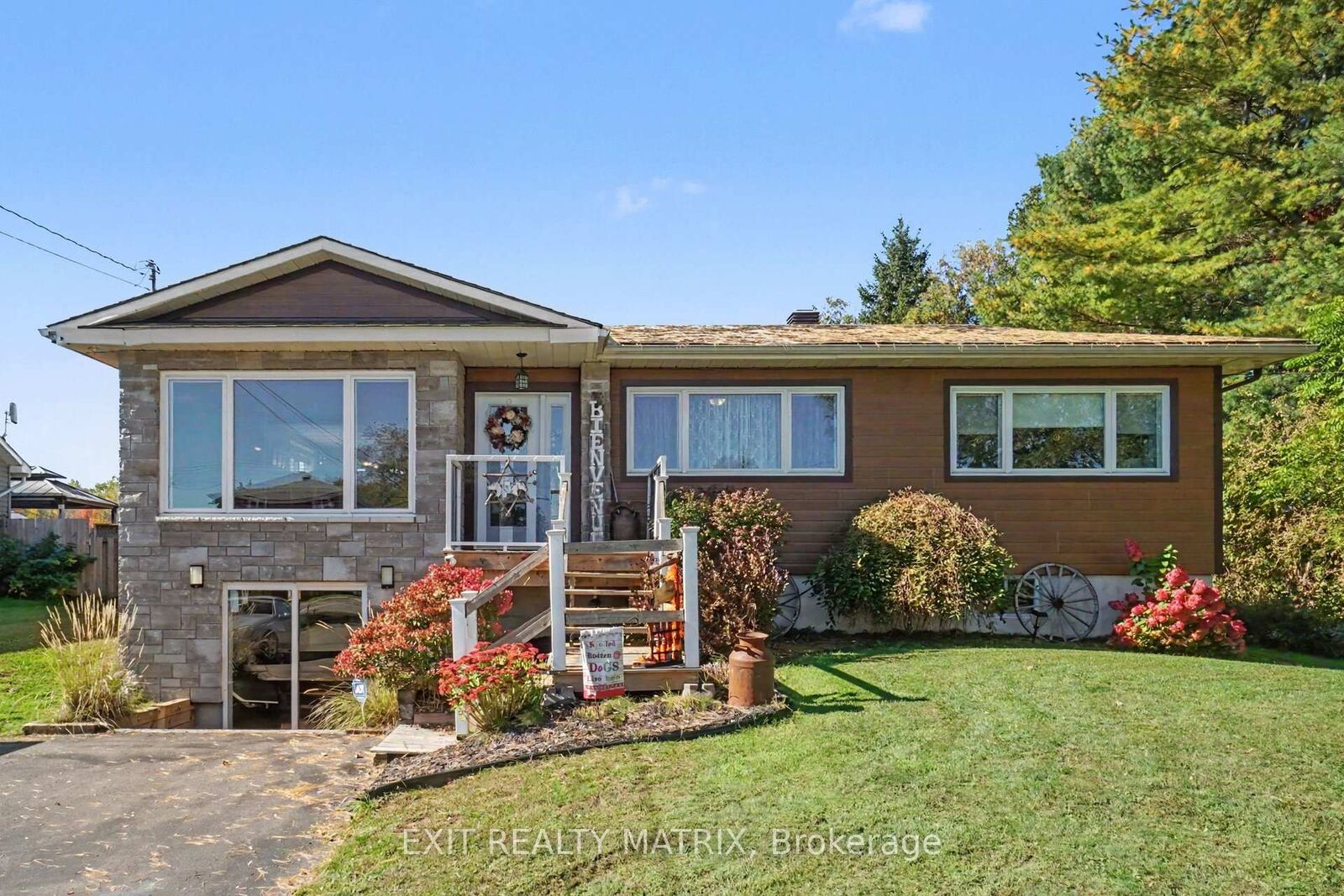 Property Photo:  1548 Landry Road  ON K0A 1N0 