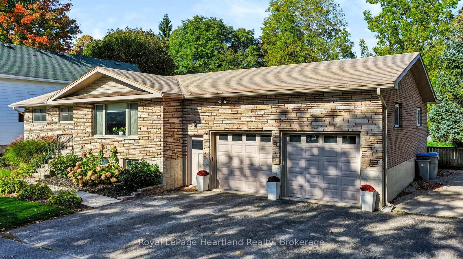 Photo de la propriété:  107 Mary Street  ON N0M 1L0 