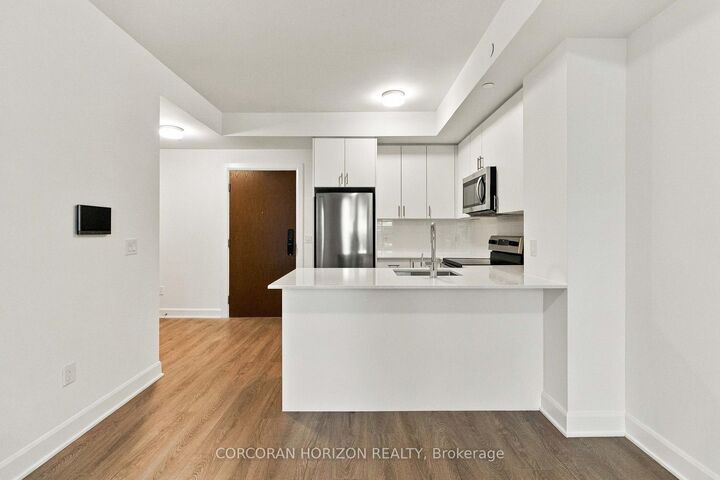 Property Photo:  3240 William Coltson Avenue 312  ON L6H 8C8 