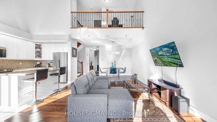 Photo de la propriété:  18 Lovegrove Lane  ON L1S 0E7 