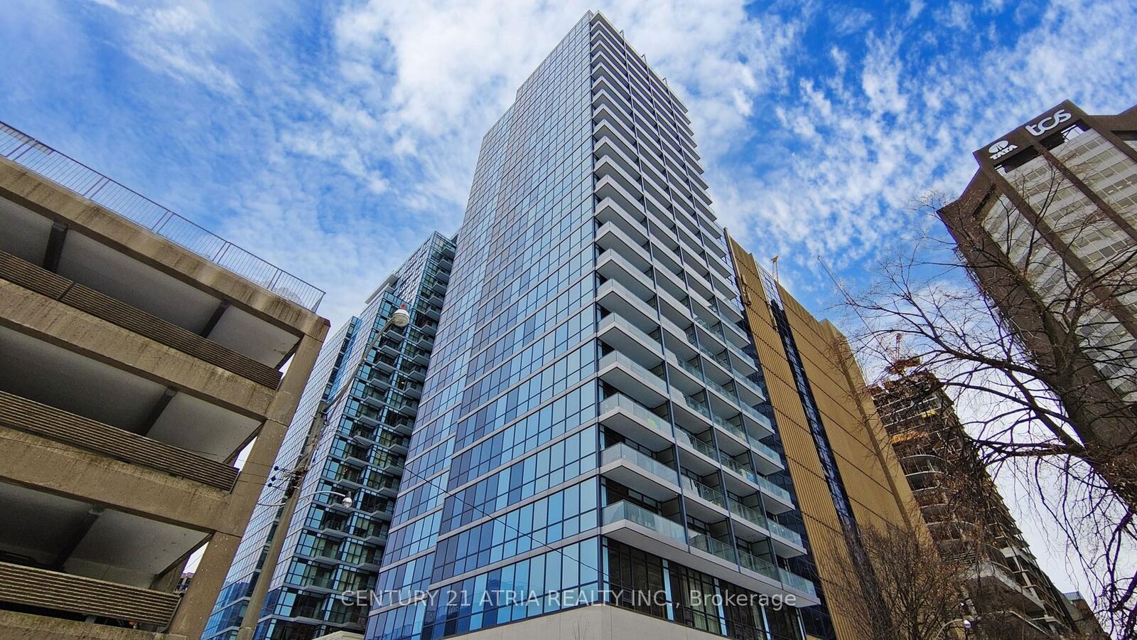 Property Photo:  210 Simcoe Street 1003  ON M5T 0A9 