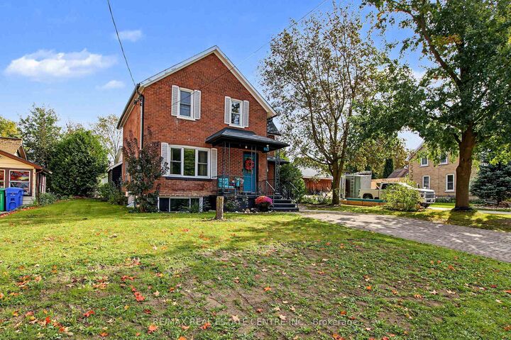 Property Photo: 215 Elgin Street S ON N0G 1R0