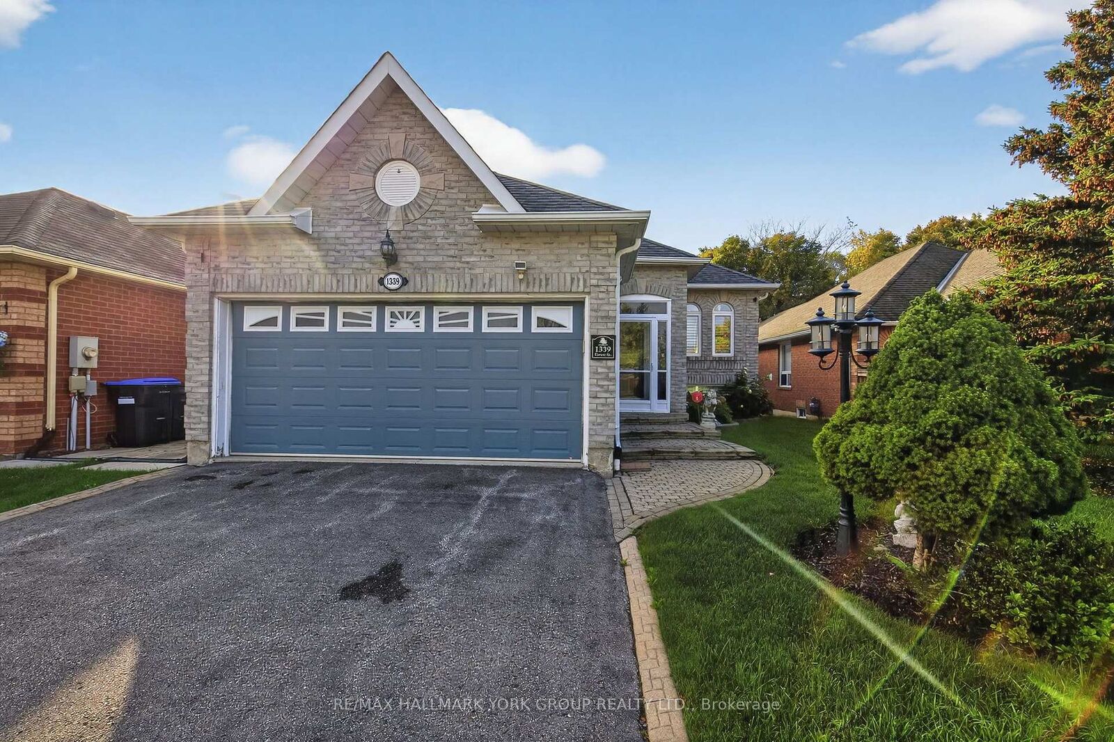Property Photo:  1339 Forest Street  ON L9S 1Z7 