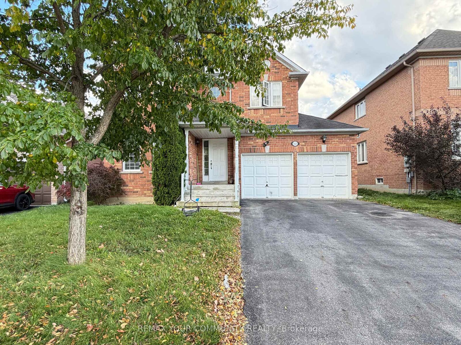Property Photo:  163 Flagstone Way  ON L3X 2Z7 