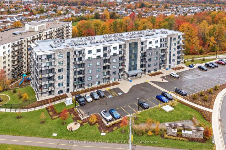 Property Photo:  1000 Lackner Place 106  ON N2A 4A8 
